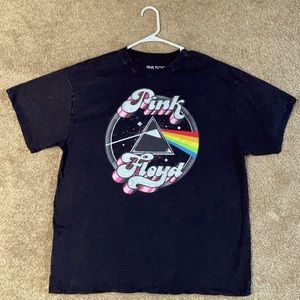 Pink Floyd Graphic Tee    SIZE~ XL